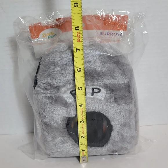 ZippyPaws Holiday Burrow Interactive Squeaky Hide and Seek Plush Dog Toy NEW - Picture 9 of 10